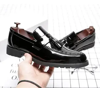 Bărbați slip-on Strălucitoare ciucure oxford din Piele a subliniat toe pantofi pentru bărbați Confortabil pantofi de nunta petrecere